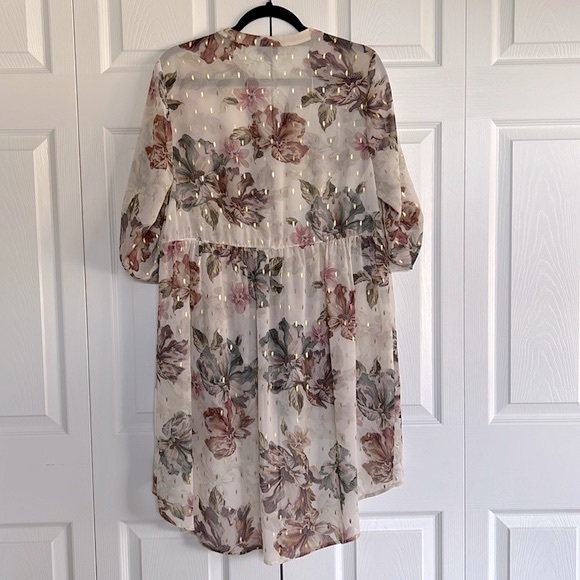 NEW Torrid Lexie - Ivory Floral Chiffon Hi-Lo Babydoll Top - Picture 3 of 7